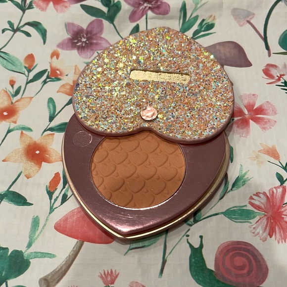 Heart Shaped Peachy Blush NIB - Picture 2 of 16